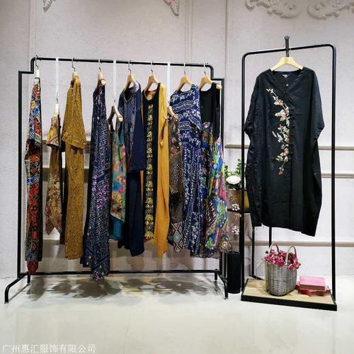 女装批发厂家信息胖美无限蛋糕裙批发昆山服装批发商城